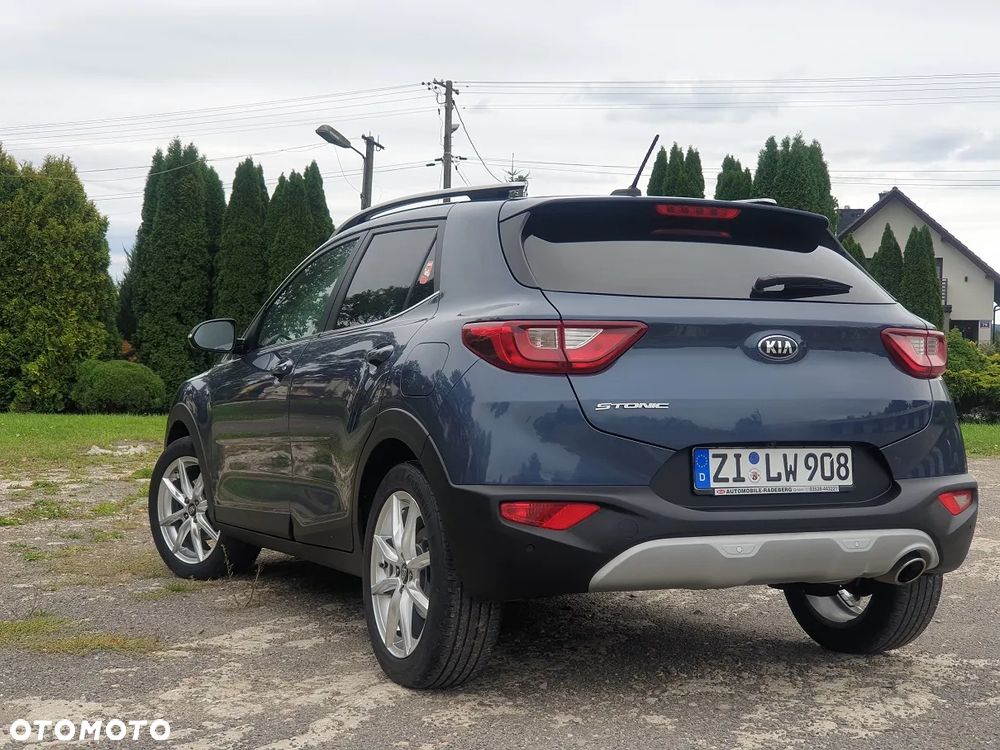 Kia Stonic 1.4 L - 8