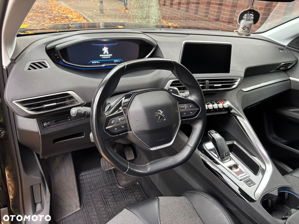 Peugeot 5008 1.6 BlueHDI Allure S&S EAT6 - 5