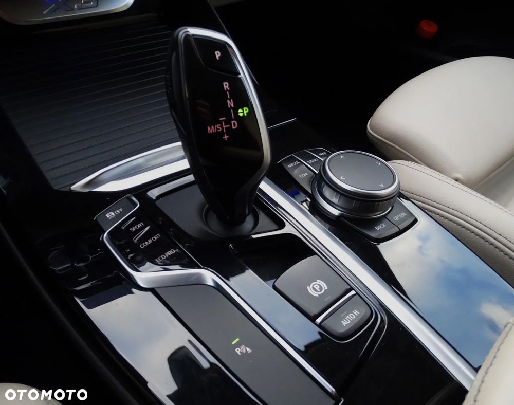 BMW X3 sDrive18d Luxury Line sport - 20