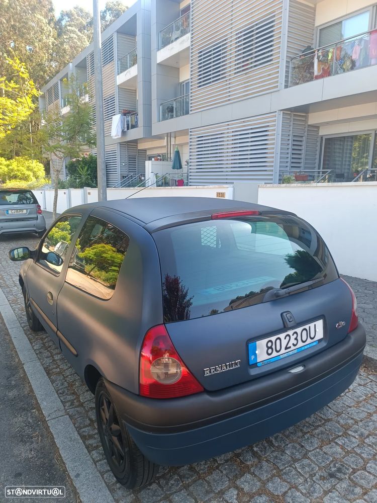 Renault Clio II - 6