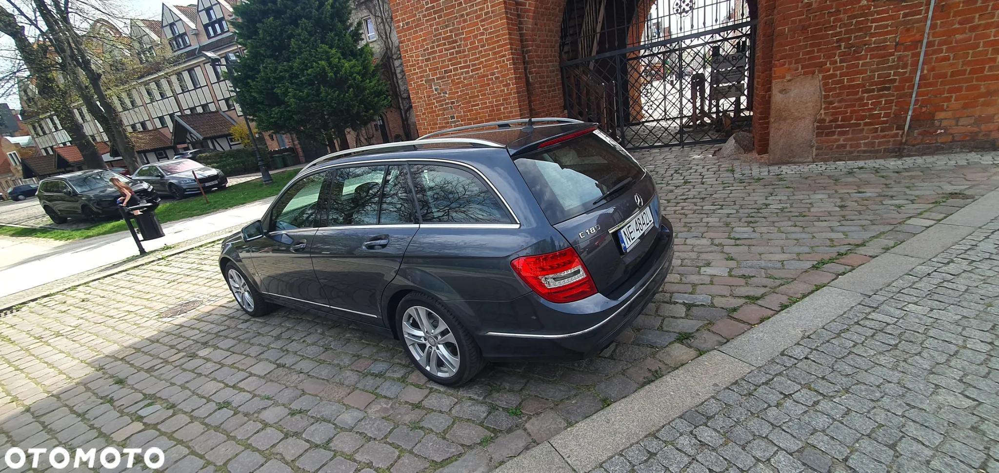Mercedes-Benz Klasa C 180 T (BlueEFFICIENCY) 7G-TRONIC Avantgarde - 35
