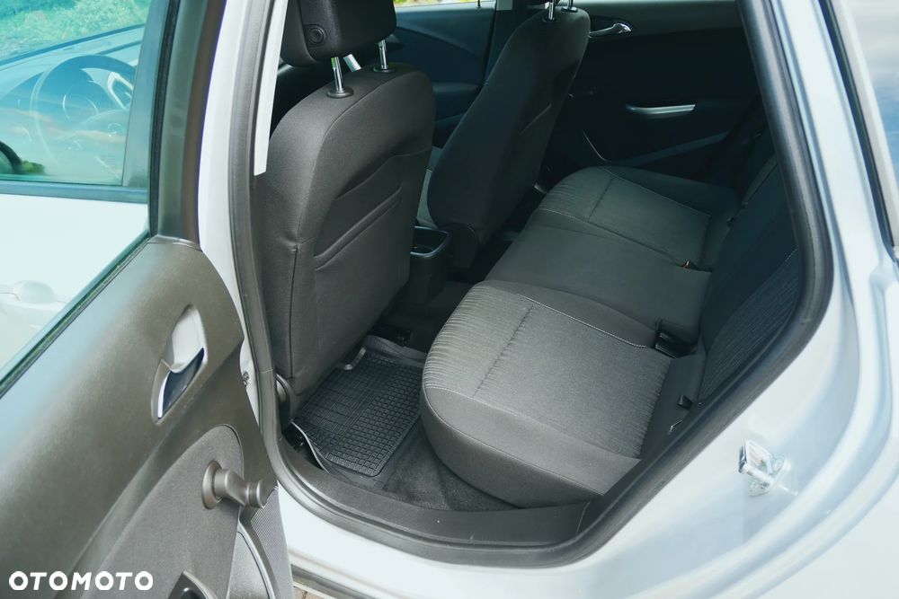 Opel Astra 1.6 Caravan Cosmo - 14