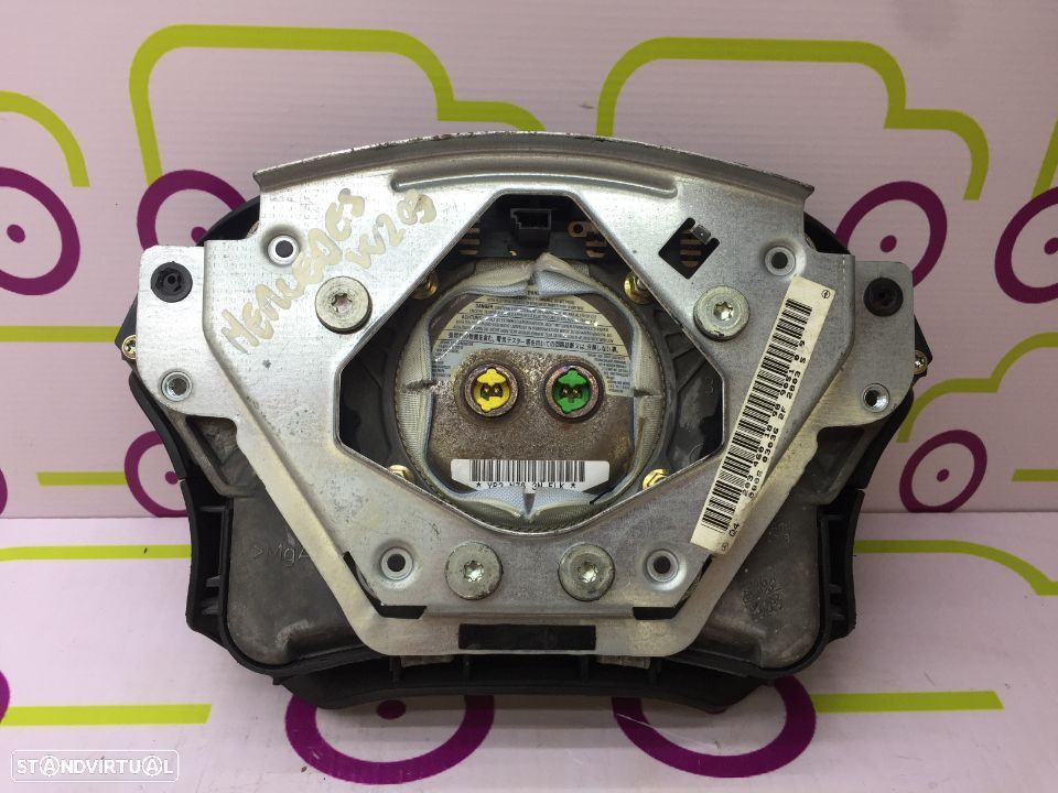 Airbag Condutor Mercedes Classe C (W203)	2.2	143	2003 - Ref: 2034601898 - NO780001 - 2