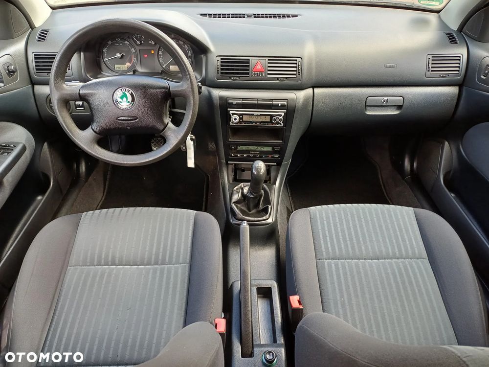 Skoda Octavia - 5