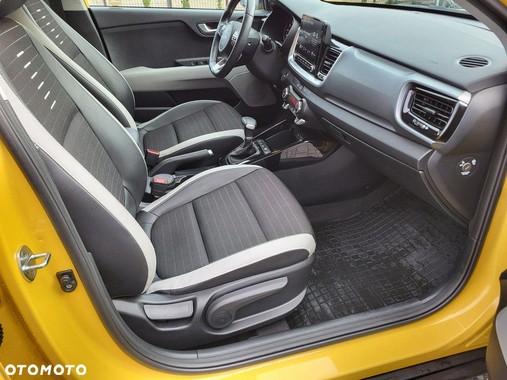 Kia Stonic 1.0 T-GDI L Business Line DCT - 16