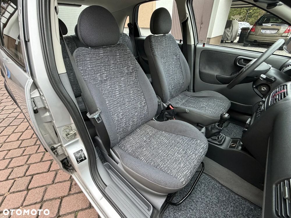 Opel Corsa 1.2 16V - 30