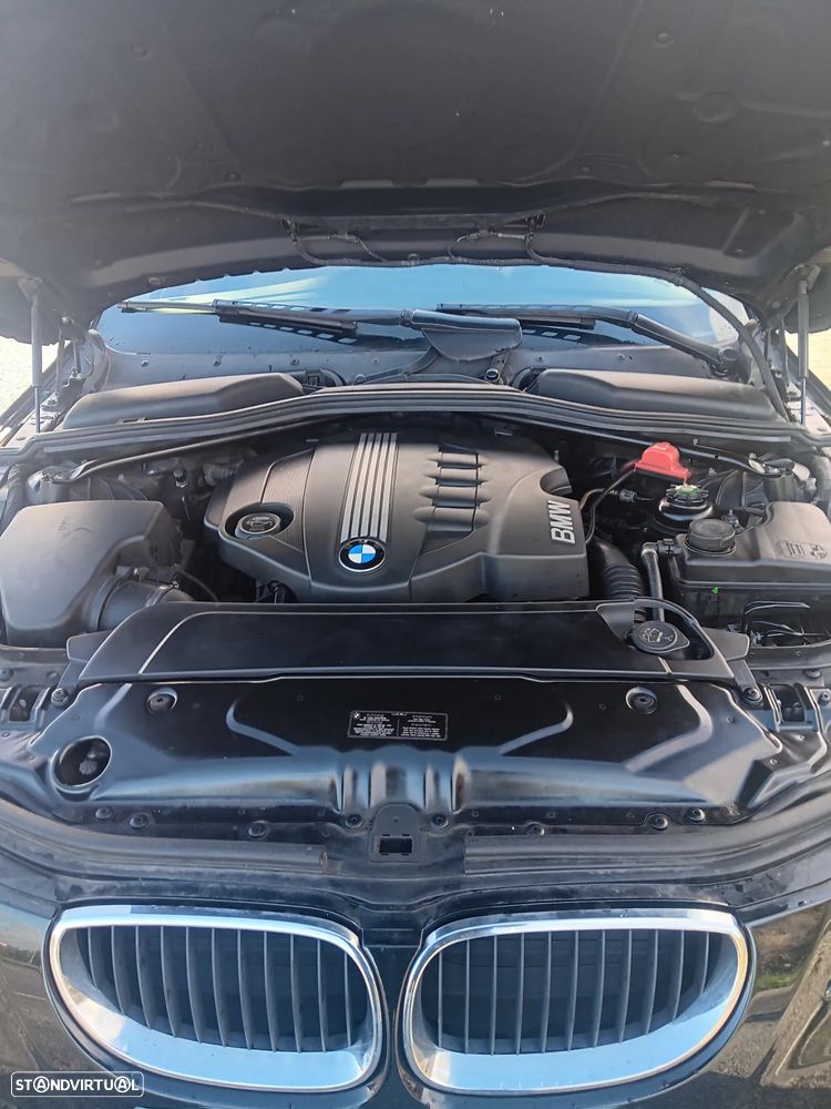 BMW 520 d Touring Executive - 36