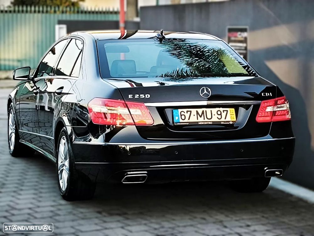 Mercedes-Benz E 250 CDI Avantgarde BlueEfficiency Auto. - 2