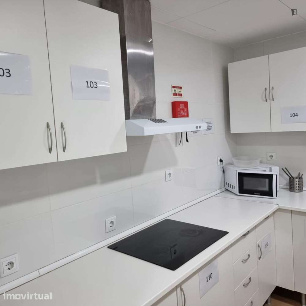 Quarto - localizado em Picoas Lisbon - Grande imagem: 3/15