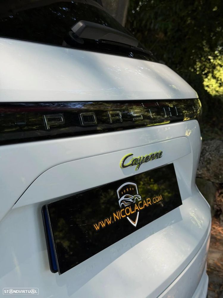 Porsche Cayenne E-Hybrid - 12