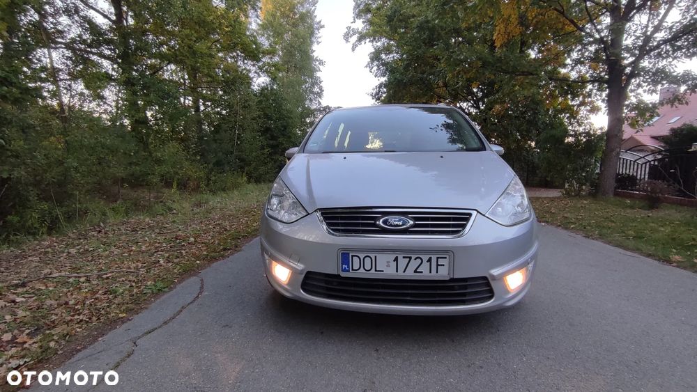 Ford Galaxy 2.0 TDCi Ghia - 32