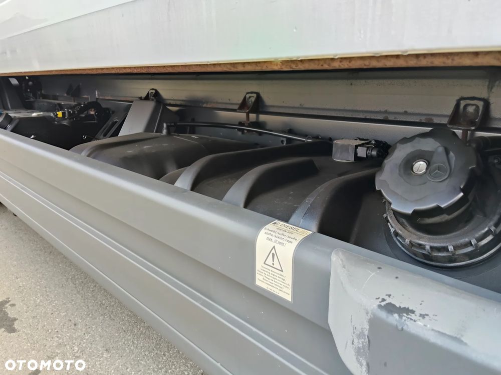 Mercedes-Benz Atego 1530 - 15