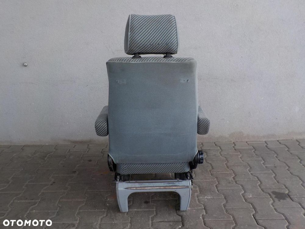 VW T4 FOTEL SIEDZENIE KIEROWCY Z PODŁOKIETNIKAMI - 7