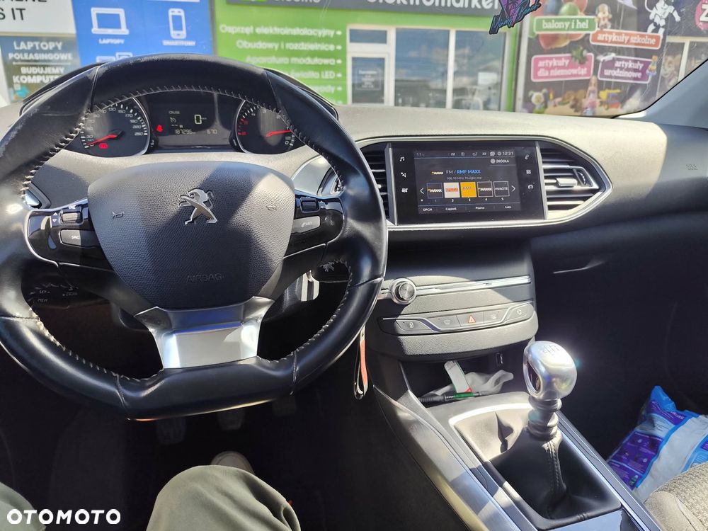 Peugeot 308 BlueHDi 100 Stop & Start Access - 17