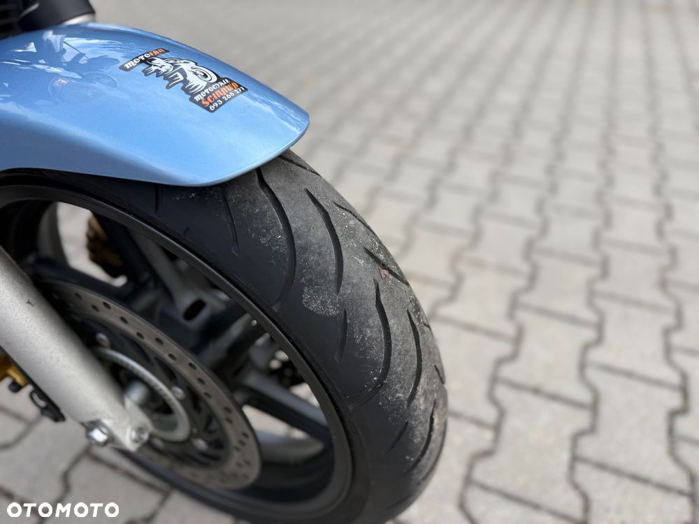 Honda CBF - 4