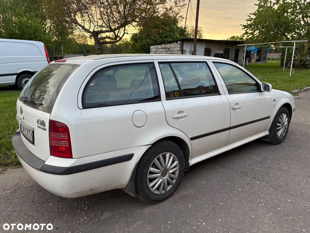 Skoda Octavia - 3