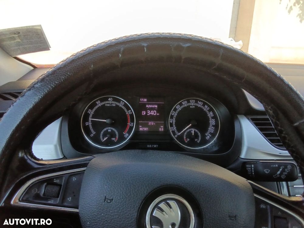 Skoda RAPID - 14