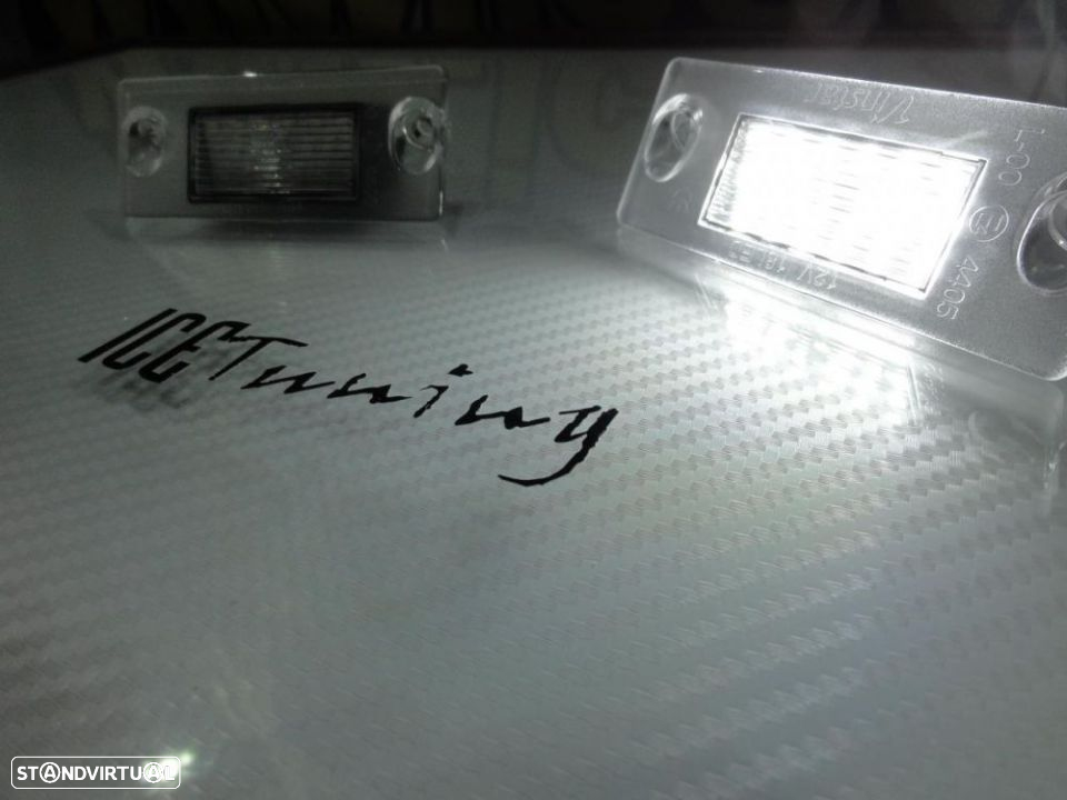 Suporte De Lâmpada De Matricula Com Led Branco Audi A4/S4 B5 95-01, A3 8L, S5 B5 A3 8L/S3/Sportback 97-03 - 11