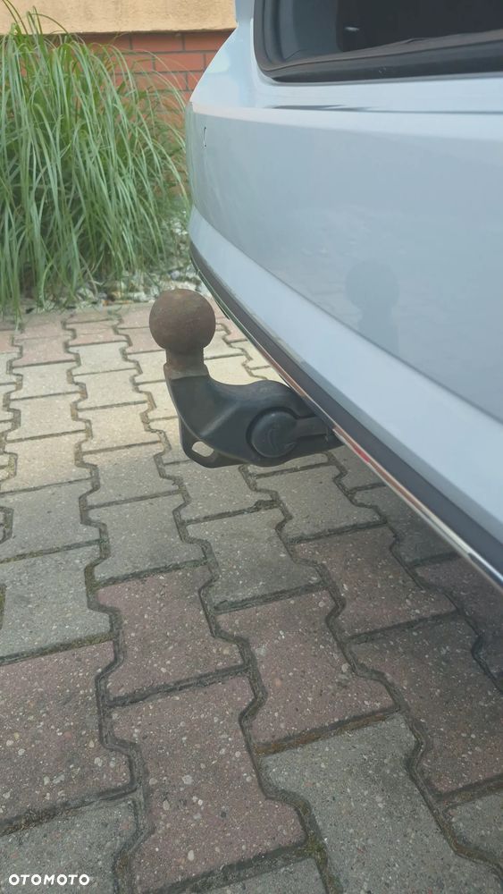 Volkswagen Golf 1.6 TDI BMT Comfortline - 9
