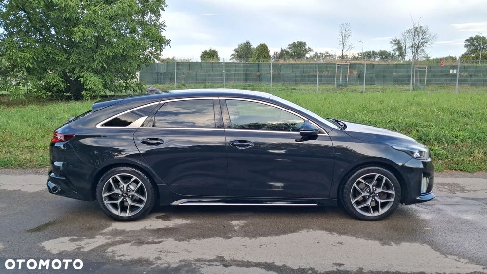 Kia ProCeed - 4