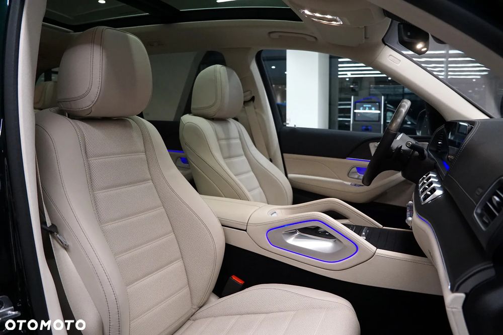 Mercedes-Benz GLS 400 d 4-Matic - 32