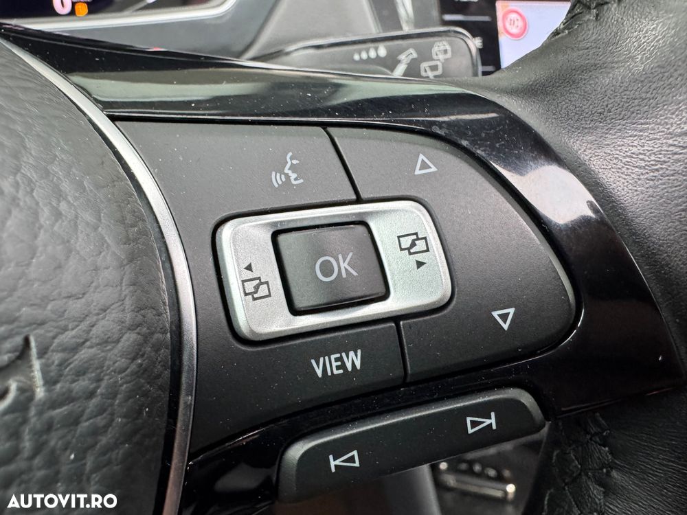 Volkswagen Tiguan 2.0 TDI SCR 4MOTION DSG Highline - 34