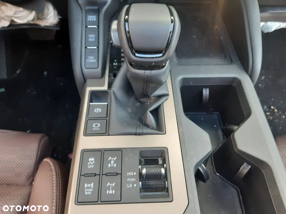 Toyota Land Cruiser LC 2.8 D-4D Prestige - 14