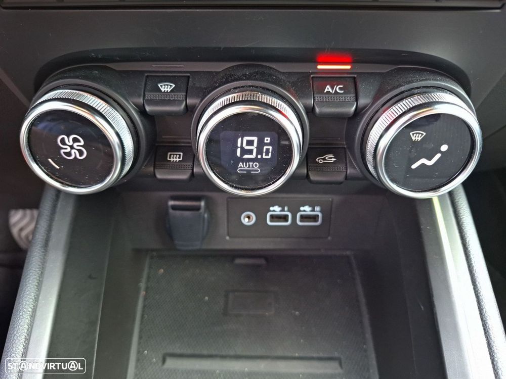 Renault Clio 1.0 TCe Techno - 22