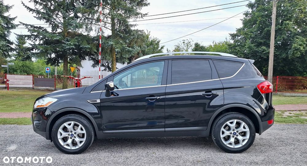 Ford Kuga 2.0 TDCi 2x4 Titanium - 3