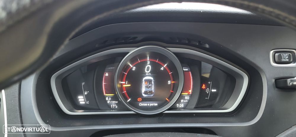 Volvo V40 2.0 D2 R-Design - 2