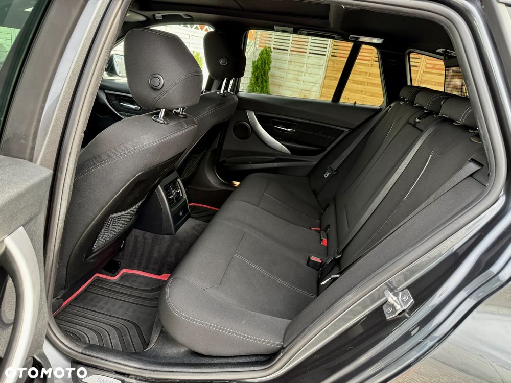 BMW Seria 3 - 18
