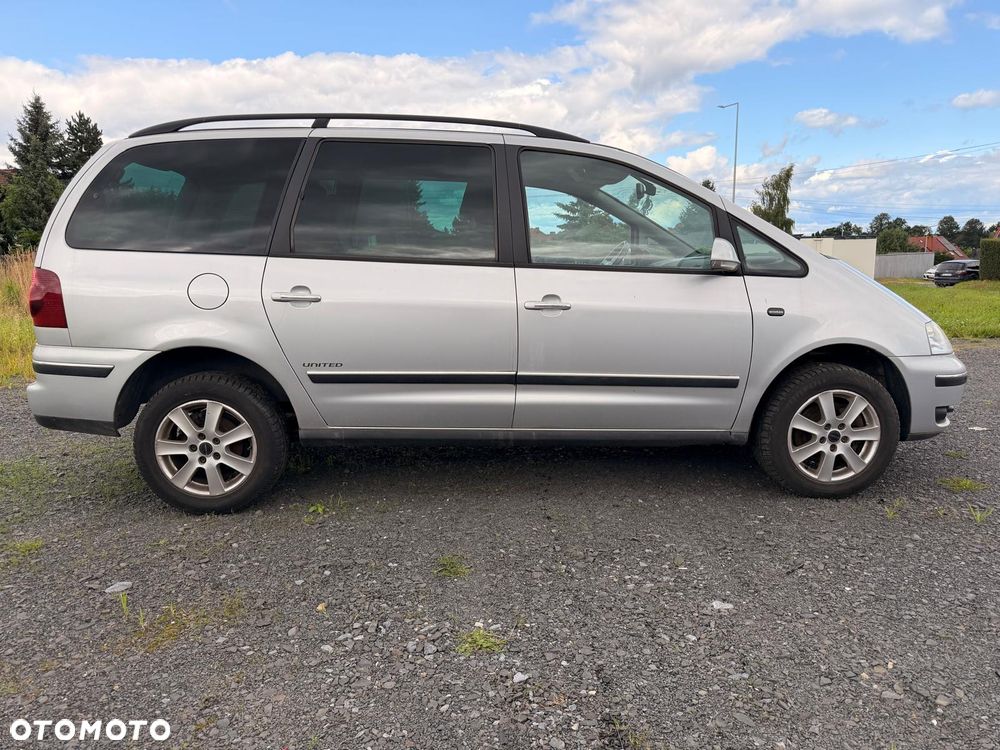 Volkswagen Sharan 2.0 TDI Highline - 4