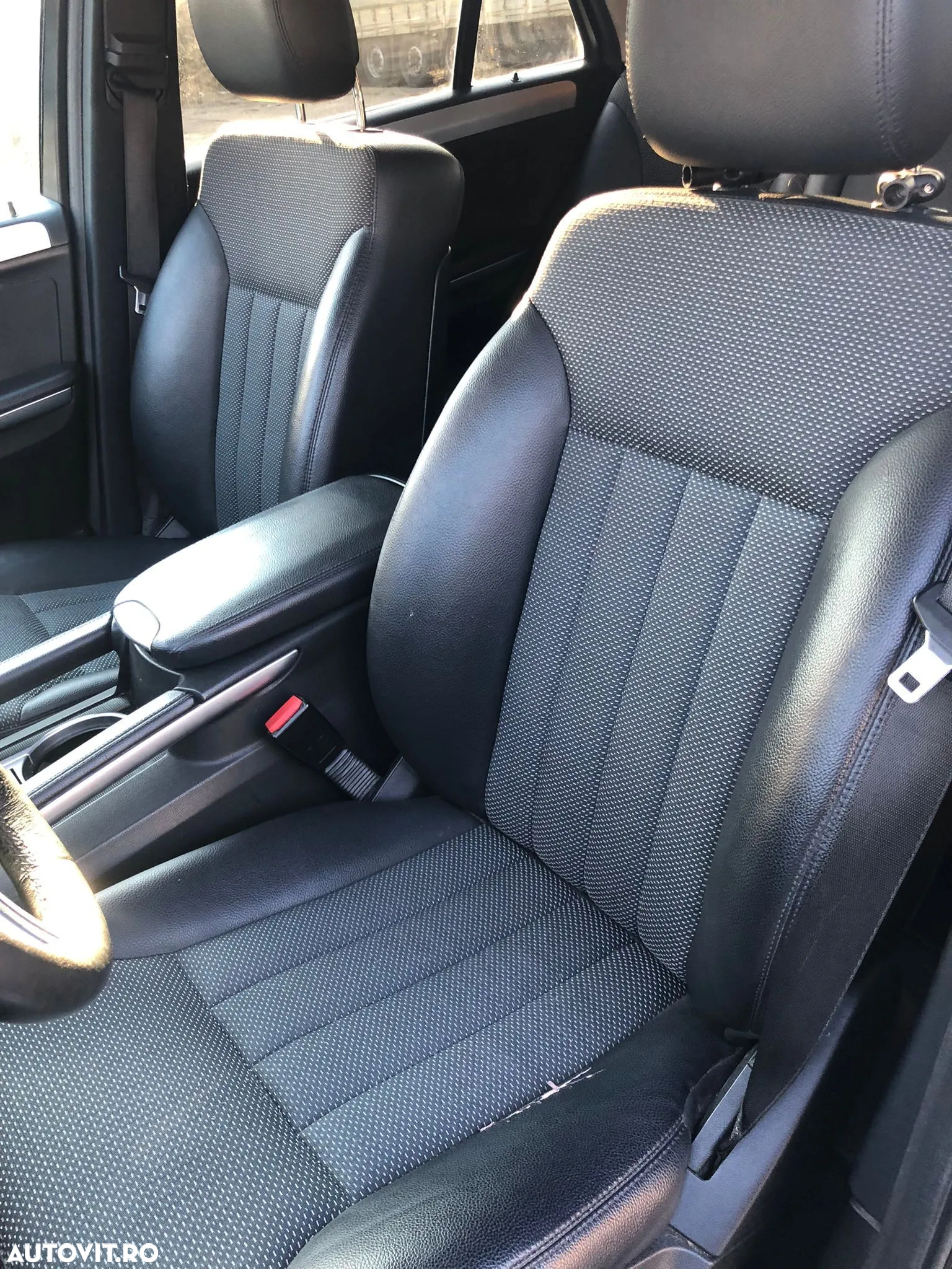 Mercedes-Benz ML 320 CDI Aut - 9