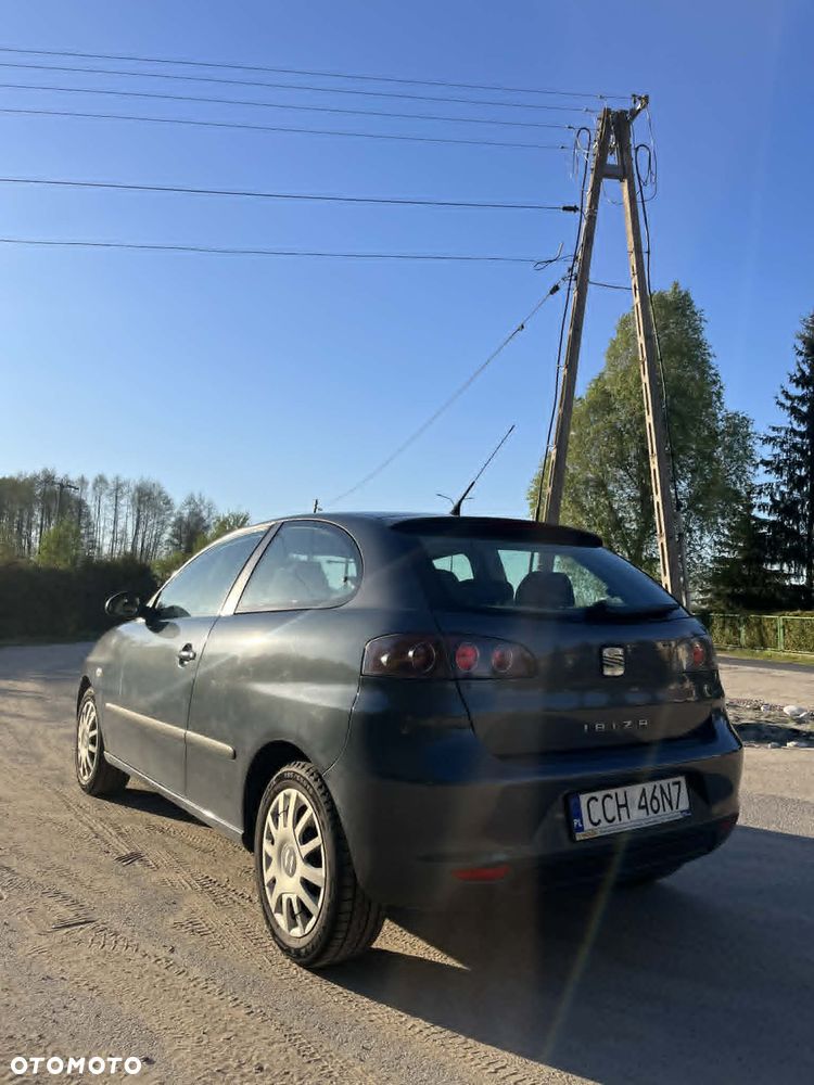 Seat Ibiza SC 1.4 16V Sport - 2