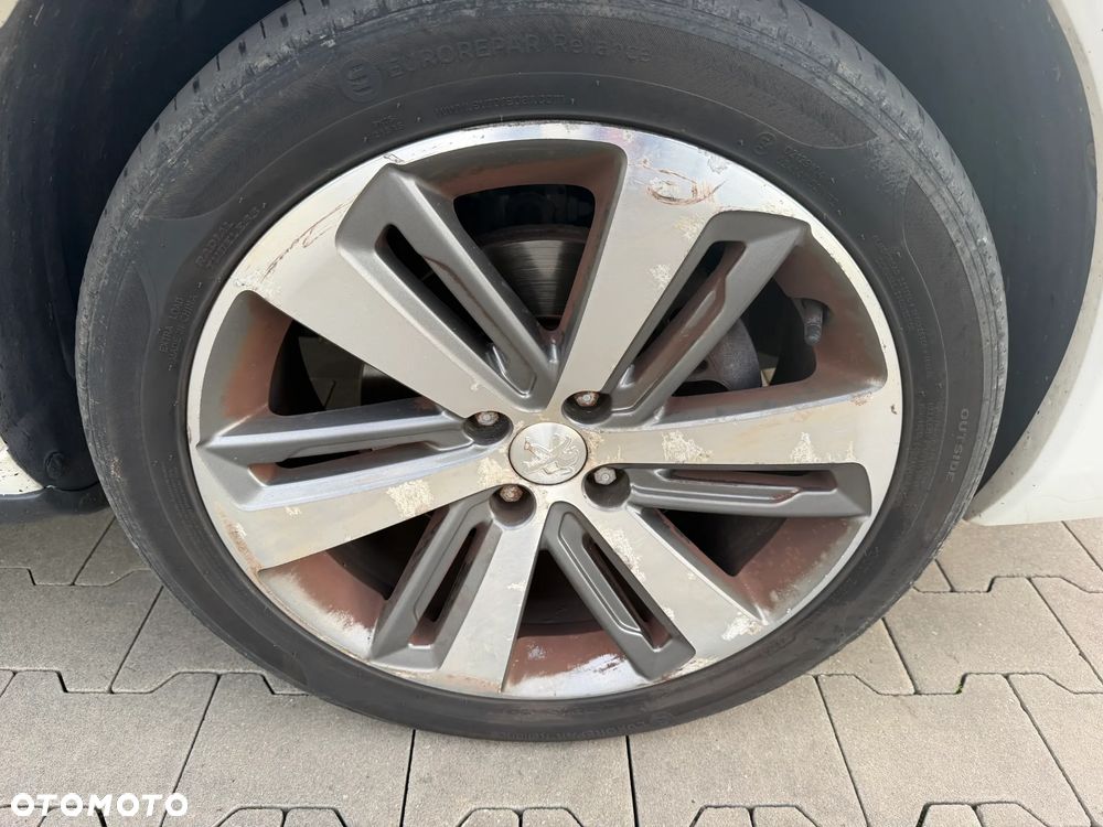 Peugeot 3008 - 20