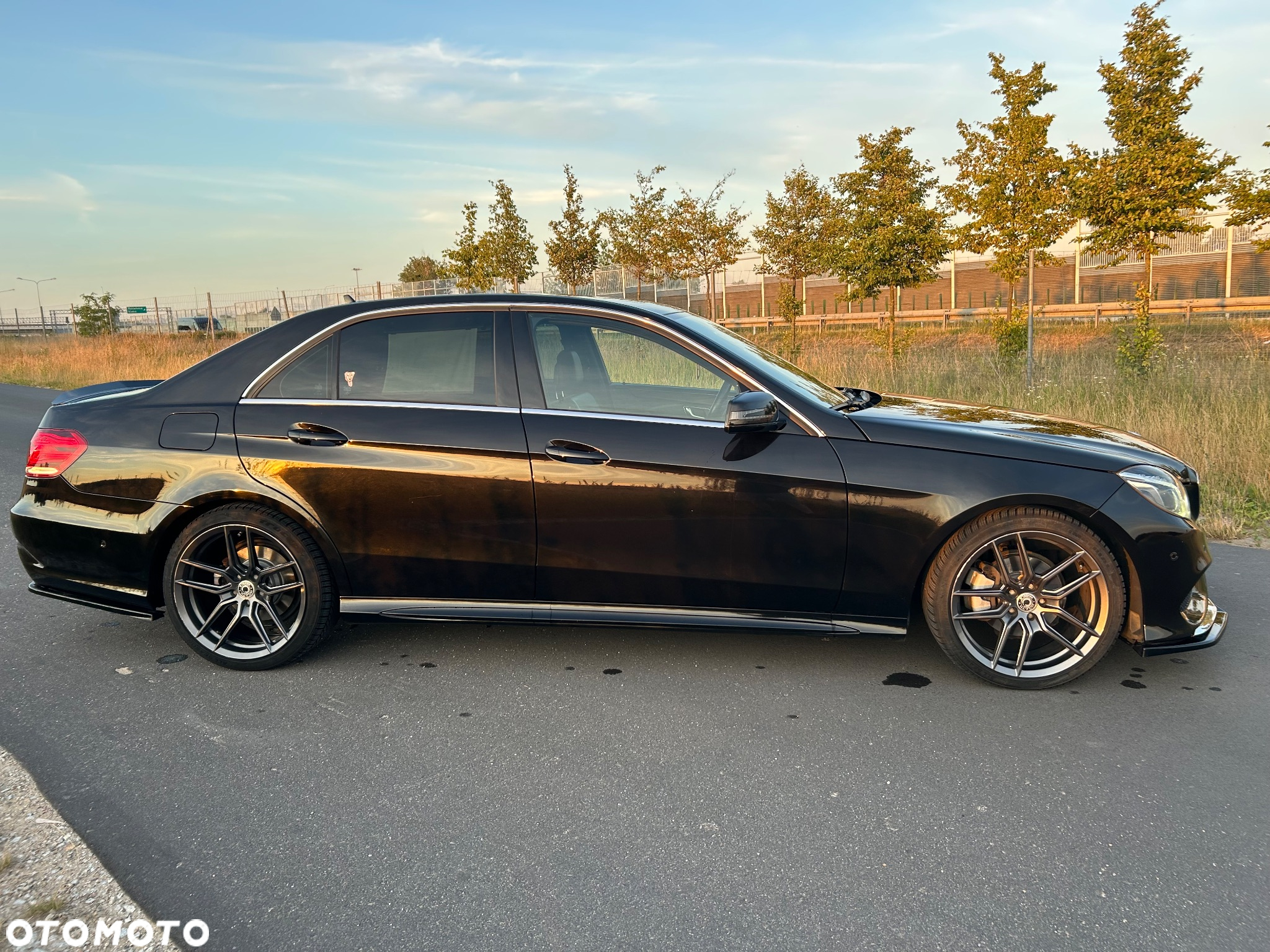 Mercedes-Benz Klasa E 200 CGI BlueEFFICIENCY Automatik Avantgarde - 15