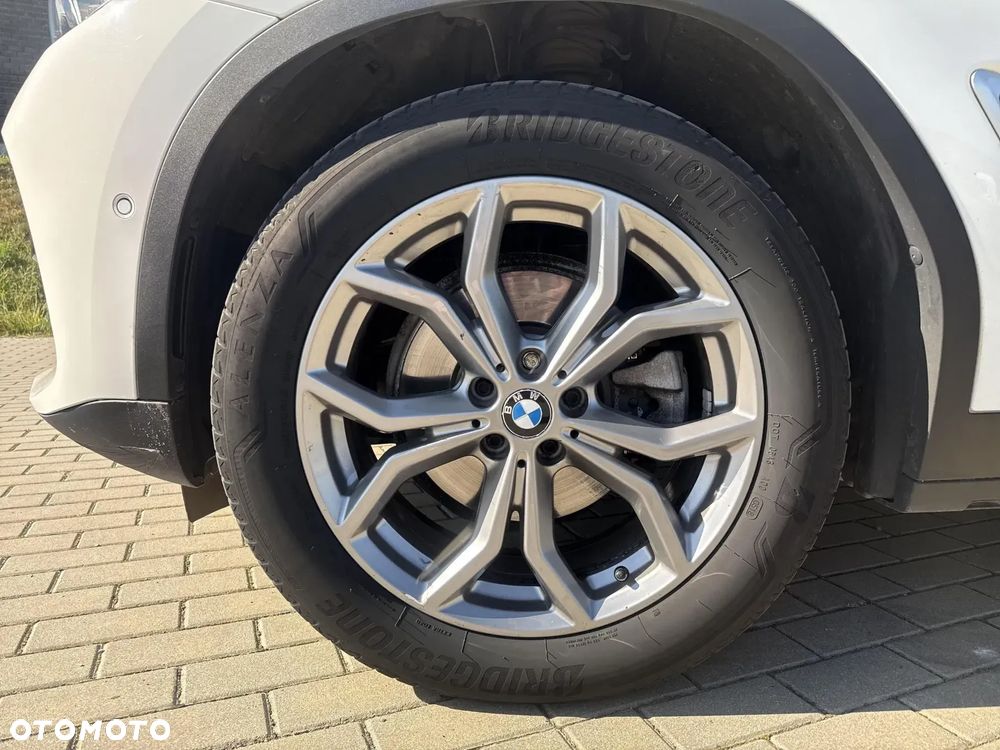 BMW X4 xDrive20i xLine sport - 9