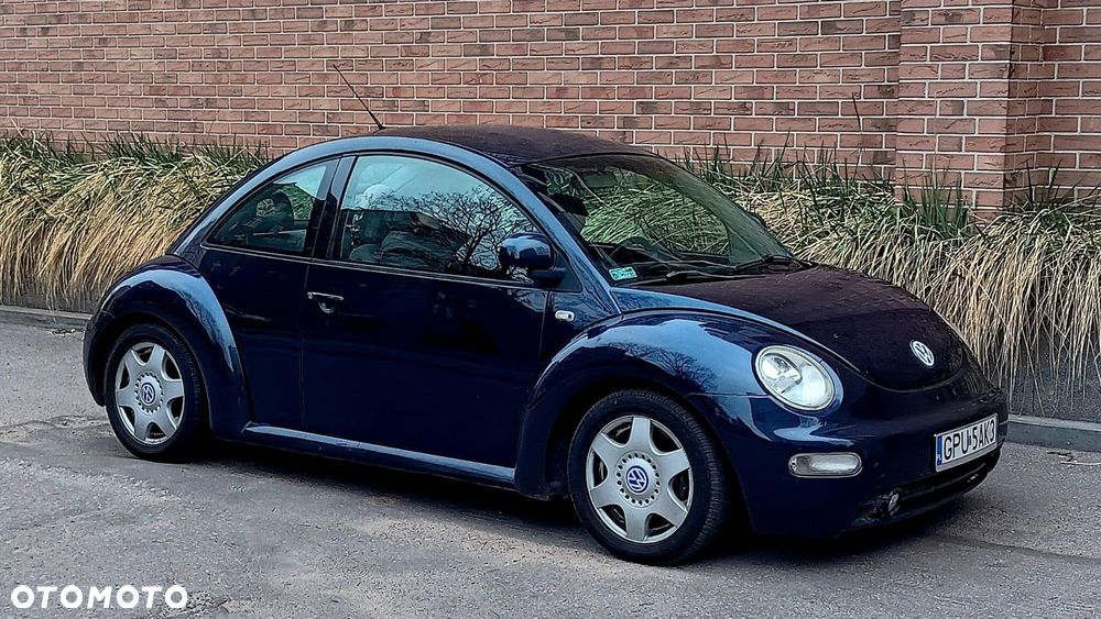 Volkswagen New Beetle - 1