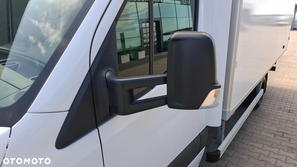 Mercedes-Benz Sprinter - 20