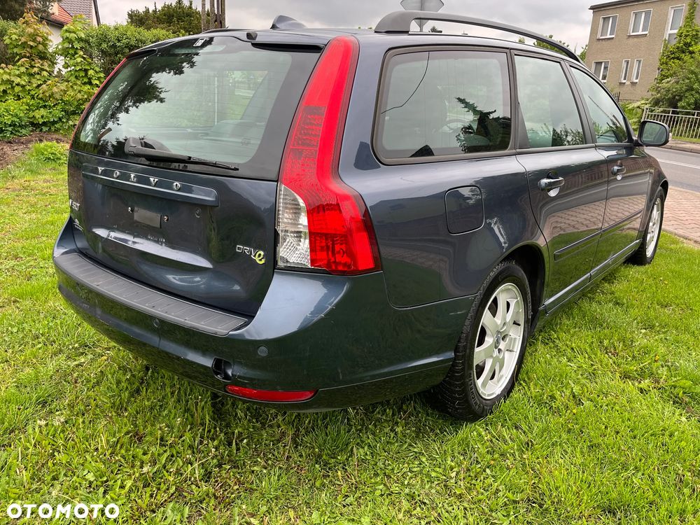Volvo V50 DPF DRIVe Momentum - 8