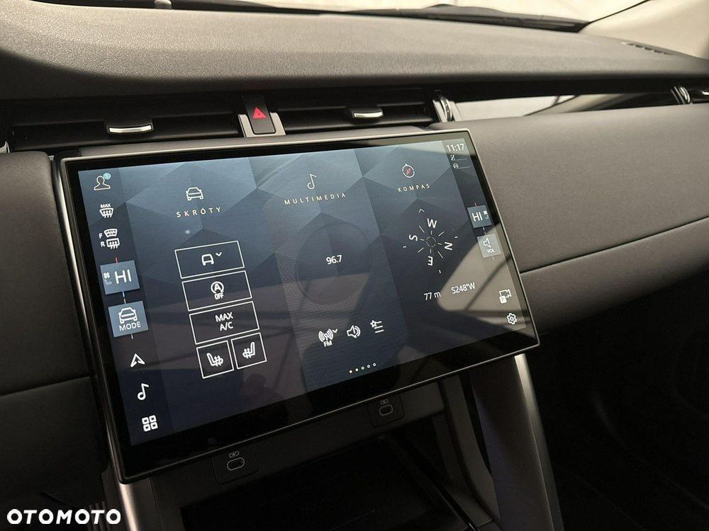 Land Rover Discovery Sport - 26