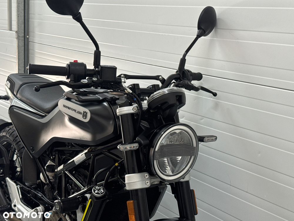 Husqvarna Svartpilen - 10