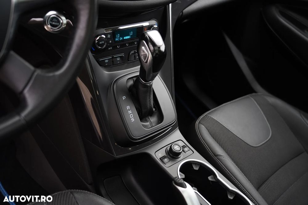 Ford Kuga 2.0 TDCi 4WD Powershift Titanium - 11