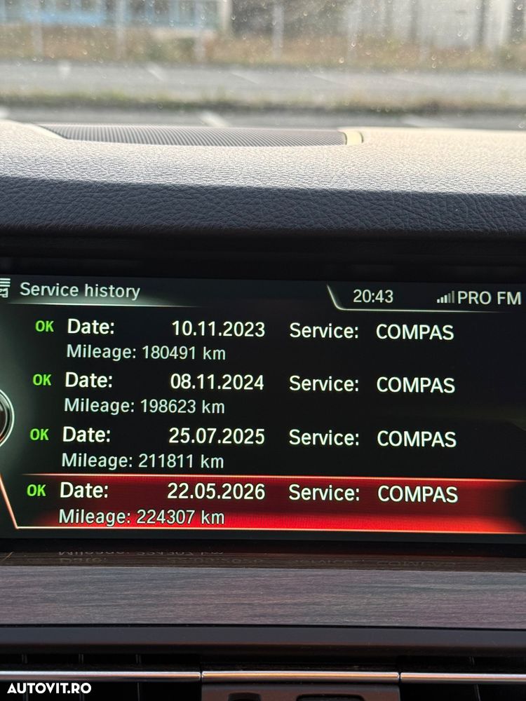 BMW Seria 5 520d xDrive AT - 11