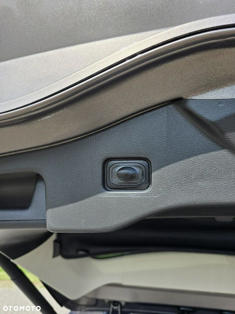 Ford Mondeo - 20