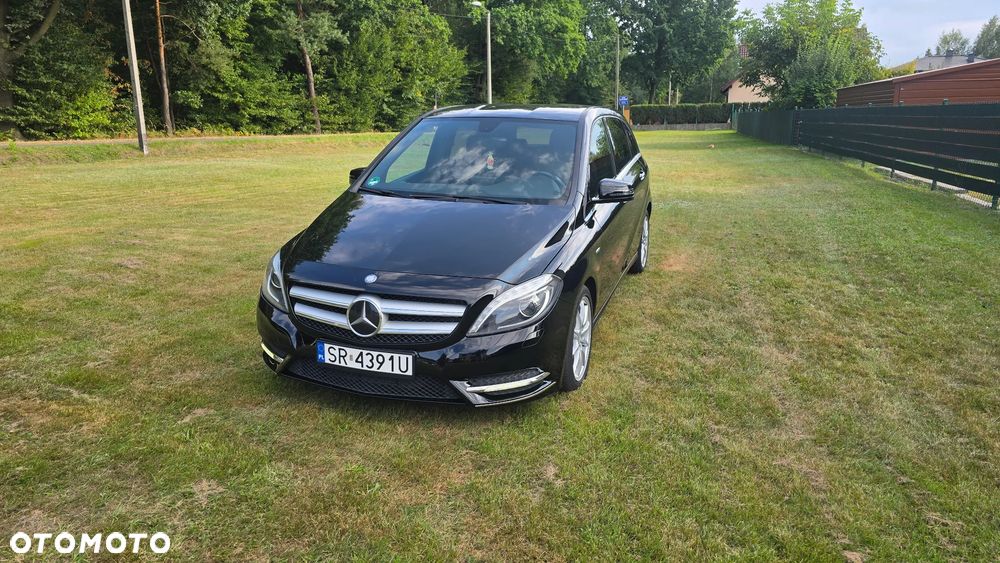 Mercedes-Benz Klasa B 180 BlueEFFICIENCY Edition 1 - 1