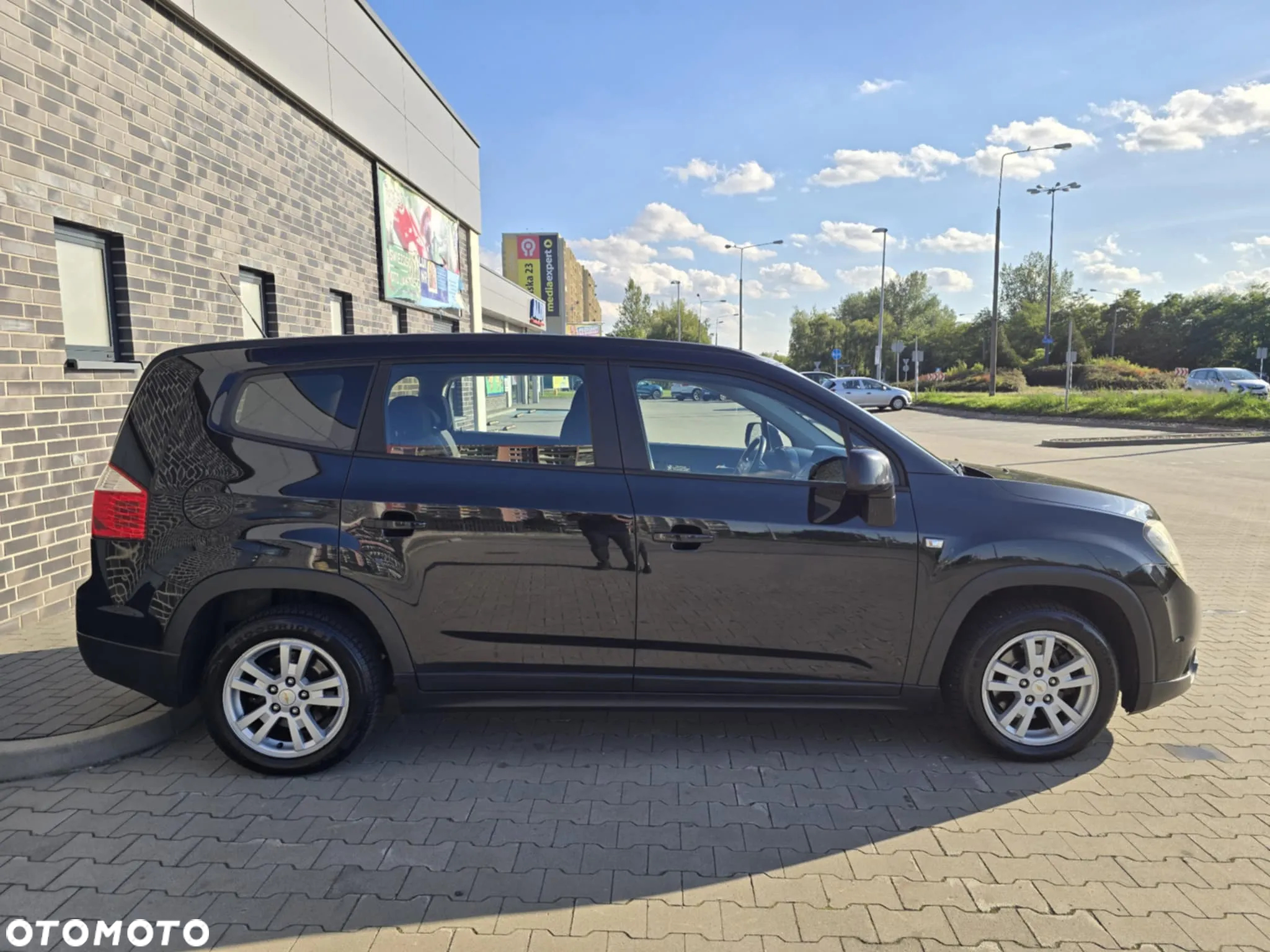 Chevrolet Orlando 1.8 LS+ - 38