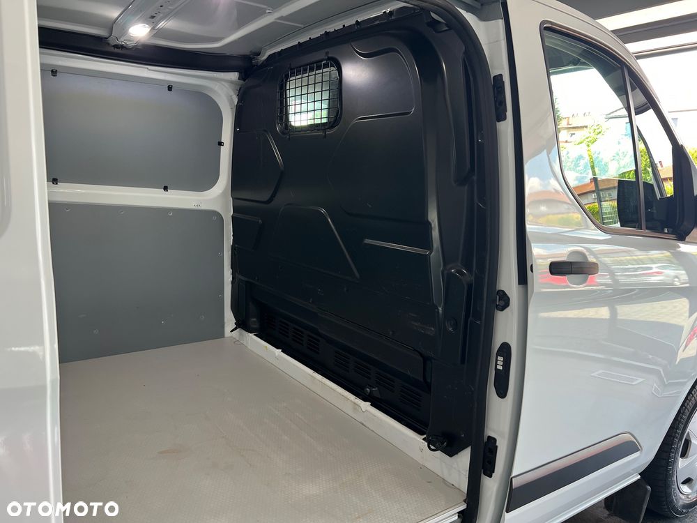 Ford Transit Custom - 18
