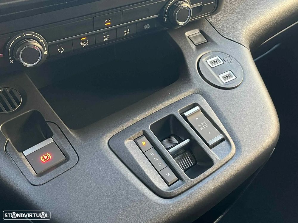 Peugeot Partner Standard 1.5 BlueHDi 130cv EAT8 (caixa automática) - 27