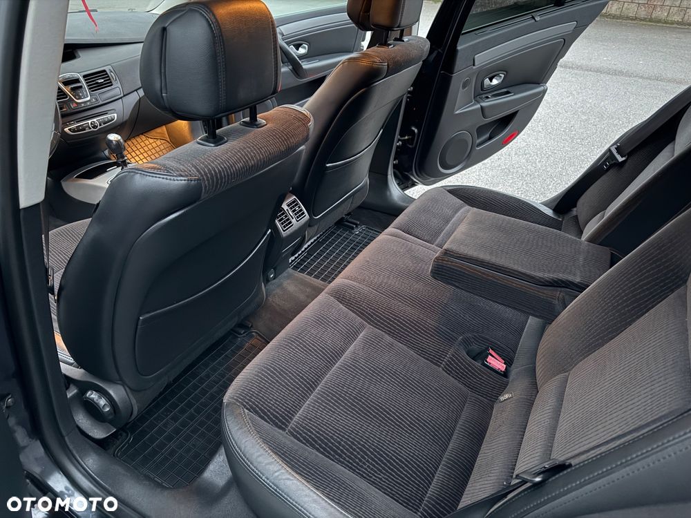 Renault Laguna dCi 150 FAP Start-Stop Dynamique - 16